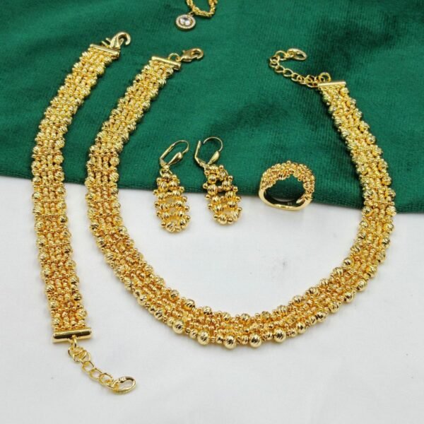 ⁦Parure Orientale 4 Pièces Dorée⁩ - الصورة ⁦2⁩