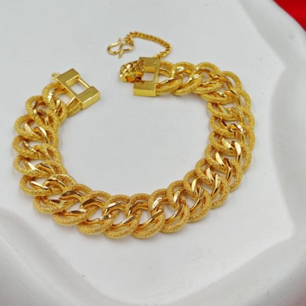 Bracelet Gourmette Américaine Dorée – Image 4